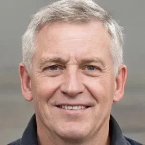 James L. – Montreal, Canada